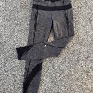Lululemon size 4 leggings